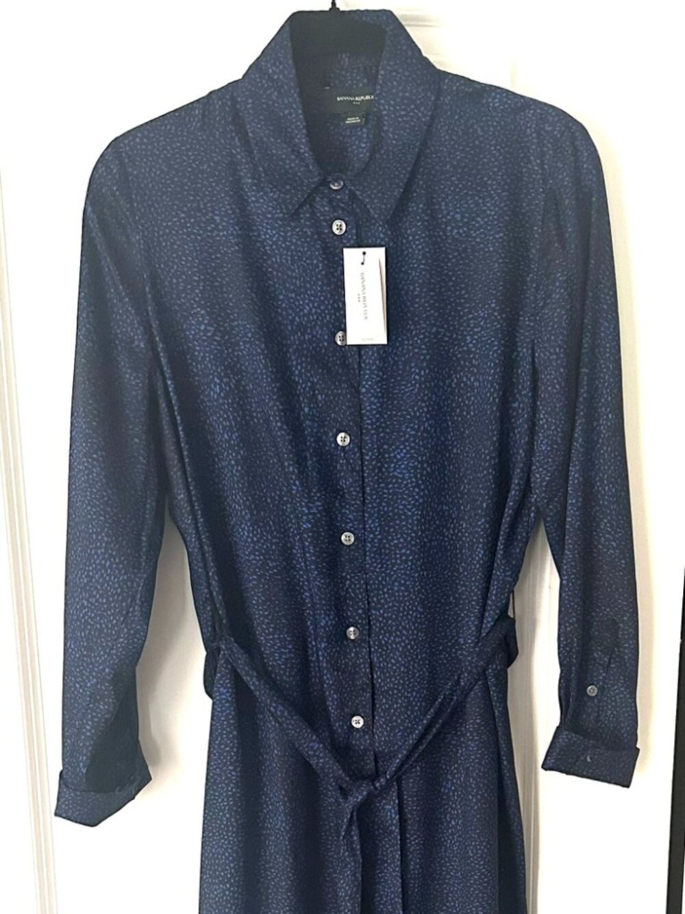 Banana Republic Size M. Navy long sleeve shirt dress